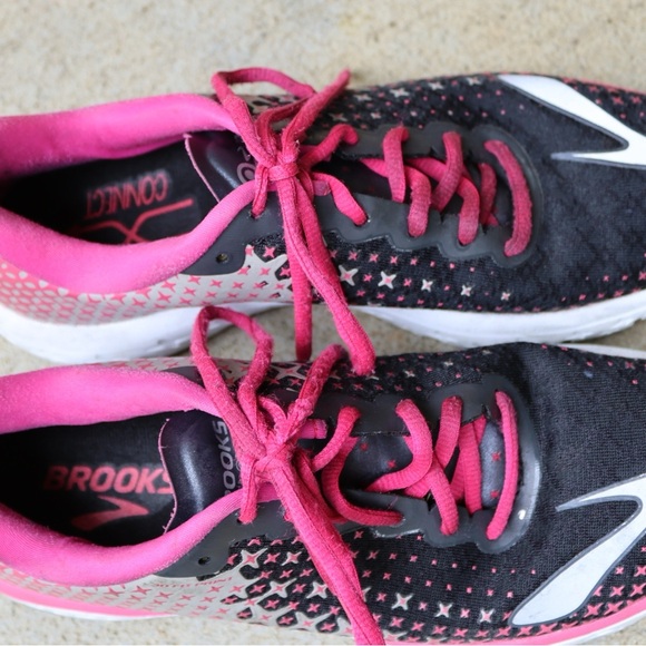 Brooks pureflow 5 women’s size 10.5 trail running shoe black/pink - Picture 2 of 12